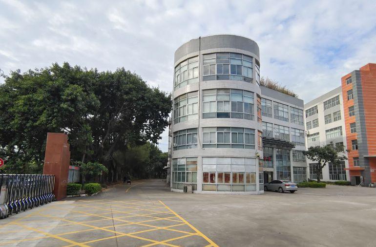 龙华大浪楼上1200平精装修厂房出租100平起分租可办环评