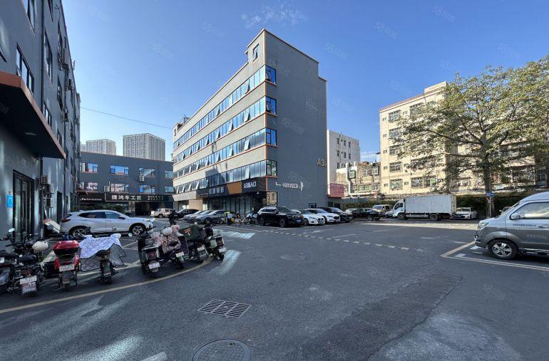 龙华清湖地铁口电商园楼上100~800平精装修办公室厂房出租