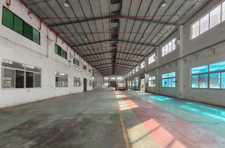 观澜高速路口钢结构厂房4000平方出租有红本大小可分可办环评