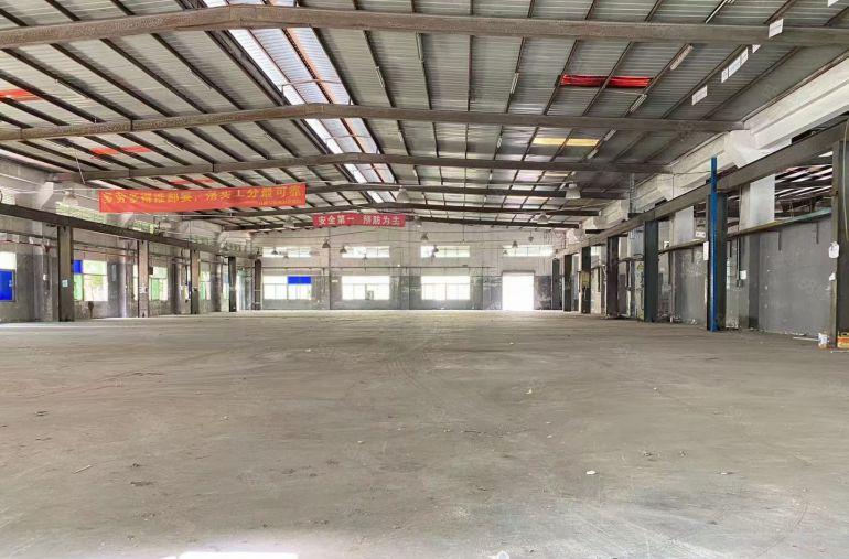 观澜大水坑7米高一楼厂房出租，可分租做仓库或生产，水电齐全