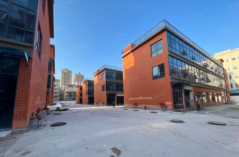 龙华三联村委低价32元小独栋出租可围成独院，可分租，空地超大