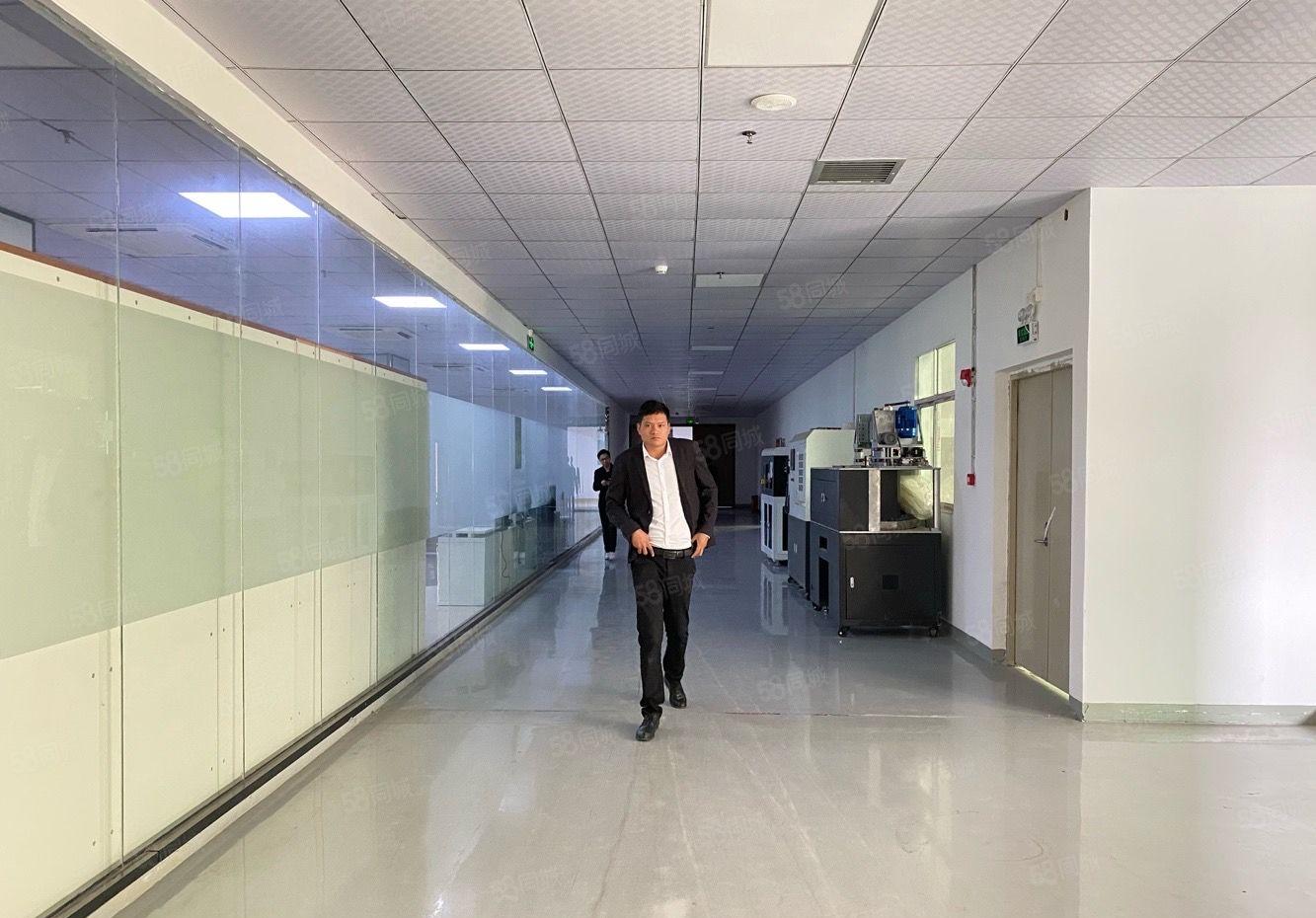 观澜樟坑径3000平方精装修一楼二楼仓库红本厂房出租 可分租