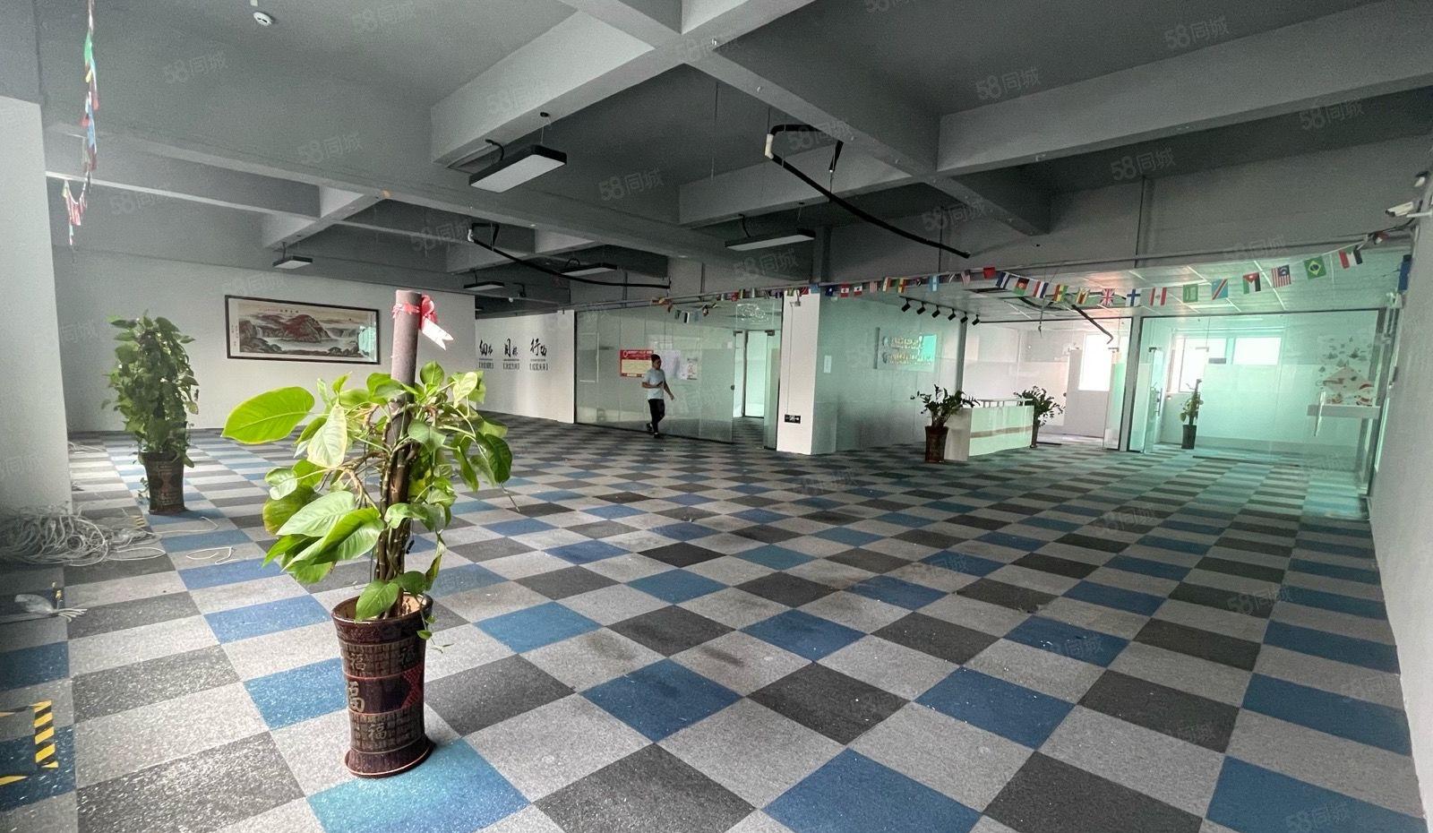 龙华民治工业园精装修1000平方可分租200平方仓库厂房出租