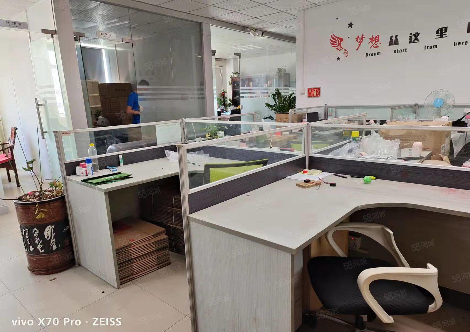 龙华大浪商业中心附近新出楼上1000标准厂房出租