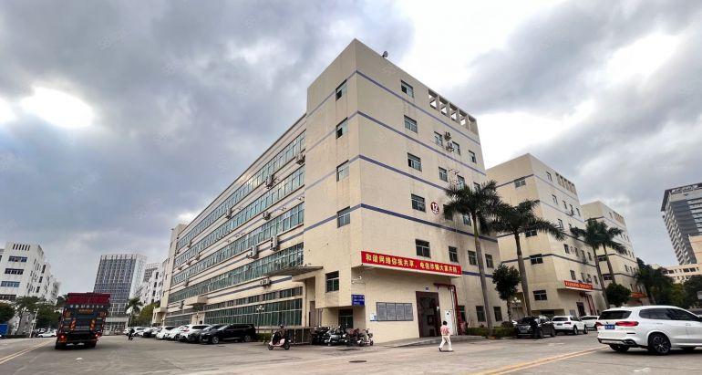 深圳龙华观澜1500平大型园区厂房原房东现成装修出租