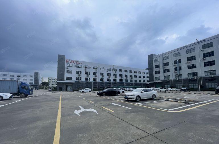 龙华大浪原房东红本3000平低价厂房仓库出租1000平起分