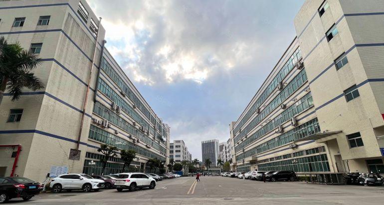 深圳龙华观澜1500平大型园区厂房原房东现成装修出租