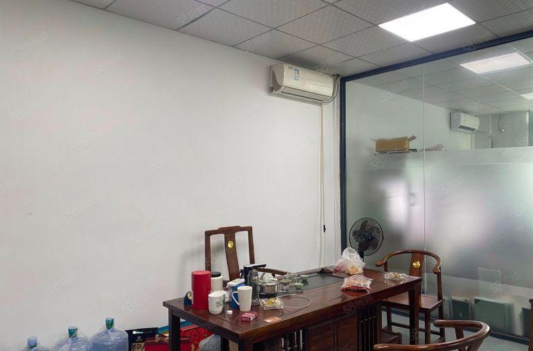 龙华大浪小面积厂房仓库380平出租，分租，带精装修