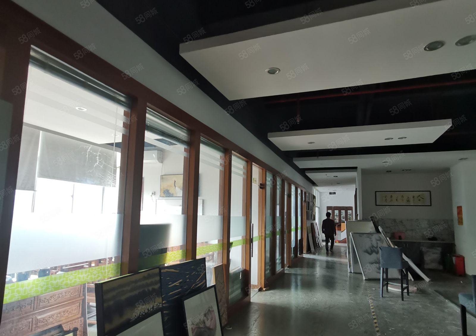 观澜樟坑径五和大道旁2150平米整层带办公室装修厂房出租