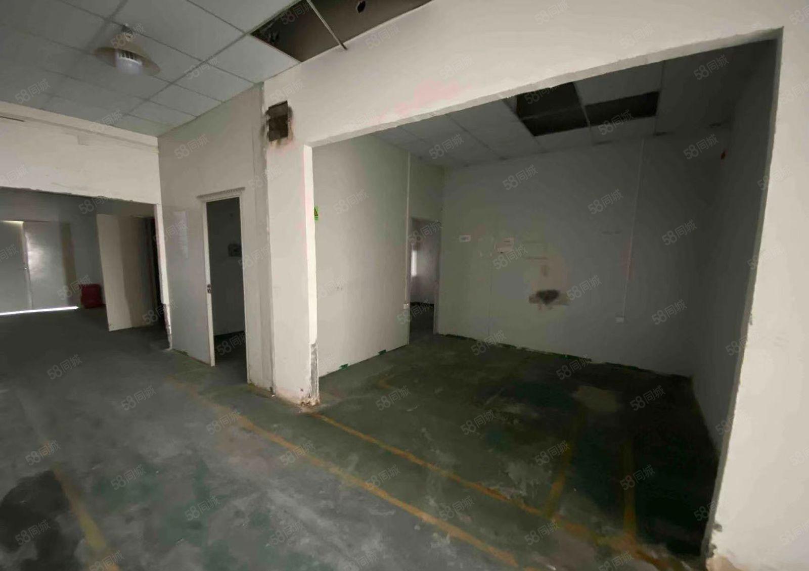 龙华大浪嘉安达大厦旁475平厂房出租