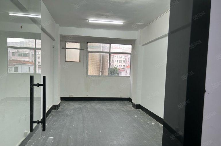 大浪老围工业园，50平小户型，适合办公仓库，小加工等