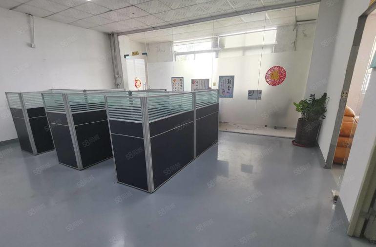 23元起租龙华大浪工业园新出楼上带装修1050平厂房出租分租