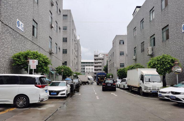 观澜汽车站附近原房东3楼整层800平厂房出租公摊小300起租