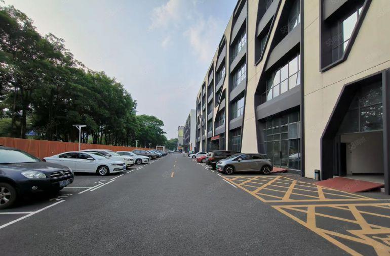 龙华大浪原房东一楼1100平精装修厂房出租