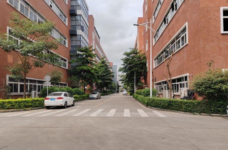 花园式办公厂房，环境好生活配套齐全，新出整层3000平带装修