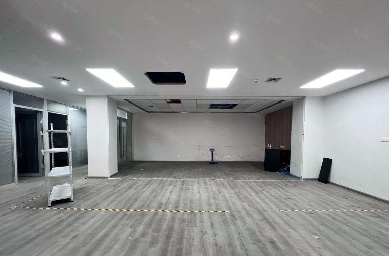 22元起龙华民治高速口原房东楼上800平精装修红本厂房出租