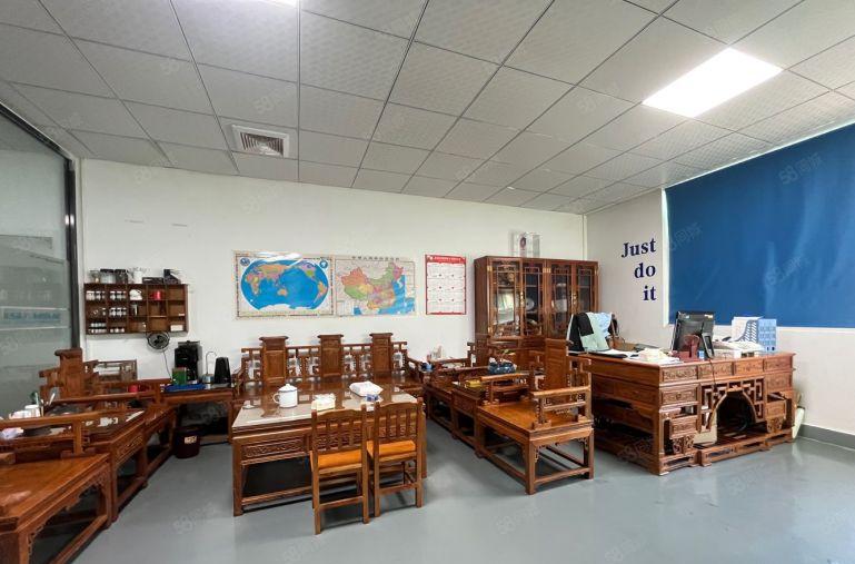 龙华原房东无尘车间1350平厂房出租全新装修无需转让费好停车