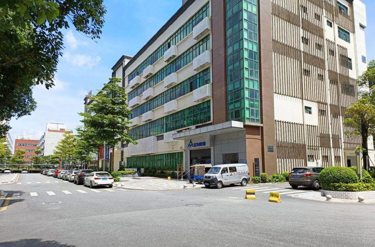 龙华大浪红本厂房整层2360平可分租 工业园低价仓库出租