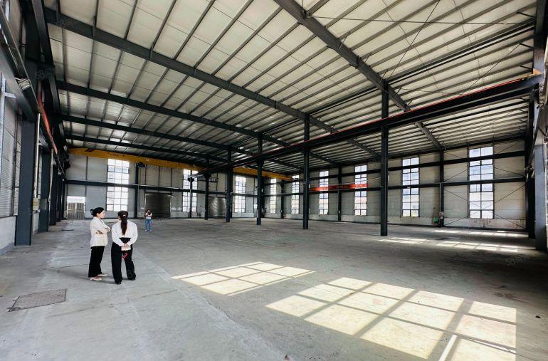 龙华清湖3000平8米层高独院钢结构厂房出租可分租