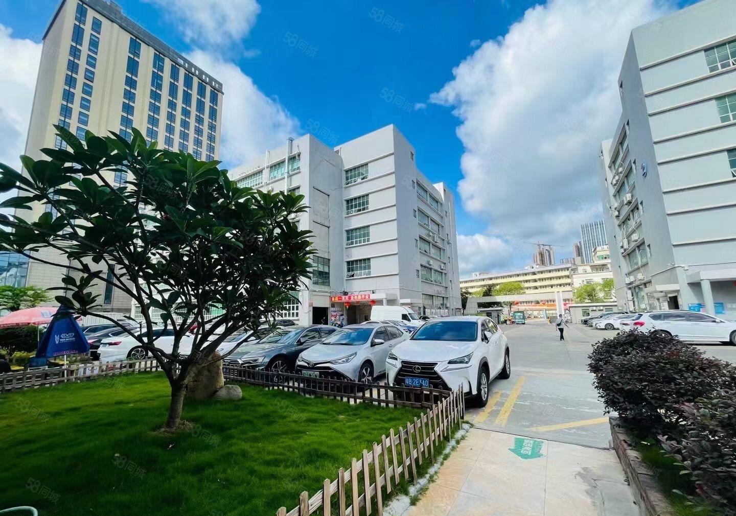 龙华大浪商业中心高新科技园楼上整层3600平带装修大小可分租