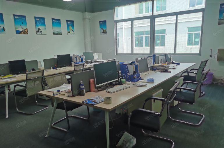 龙华清湖北地铁站楼上精装修340平厂房出租