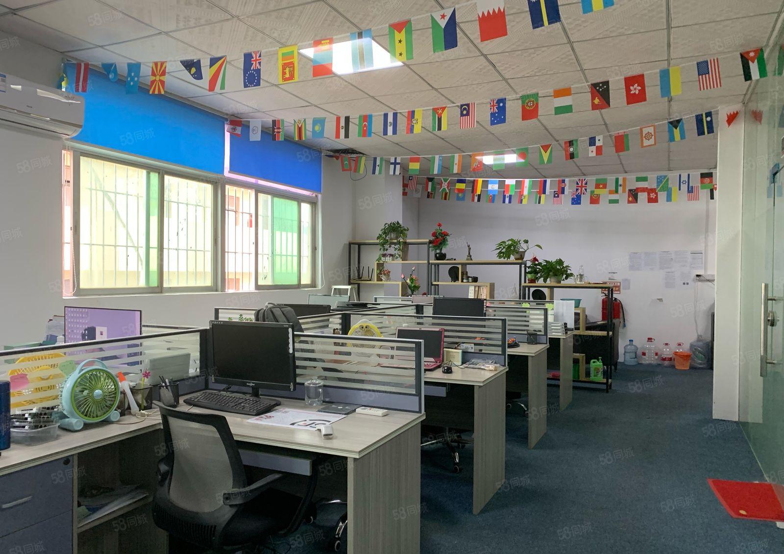 观澜大水坑楼上1000平带办公室装修，全新地坪漆园区形象好！