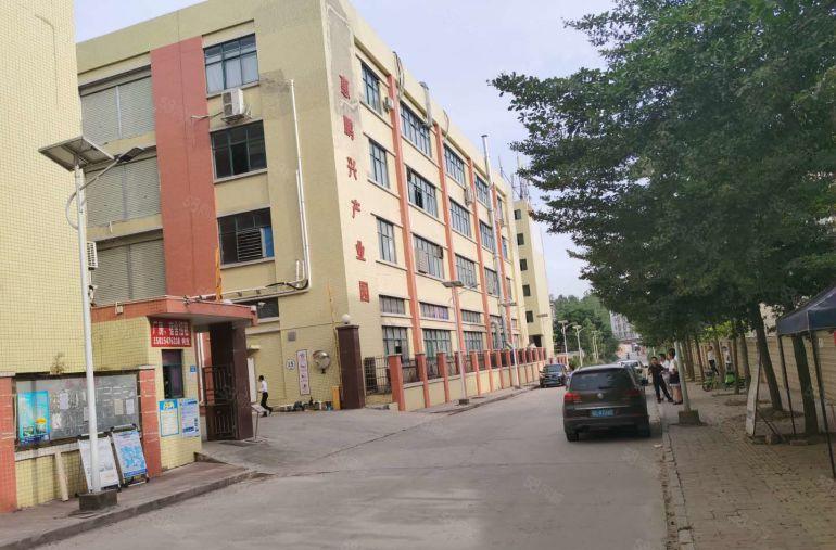 龙华原房东无公摊精装修低价厂房出租2000平，仓库可分租