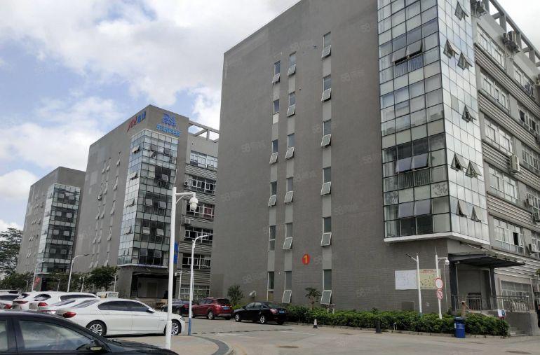 观澜章阁原房东工业园一三楼各1000平厂房仓库出租可分租