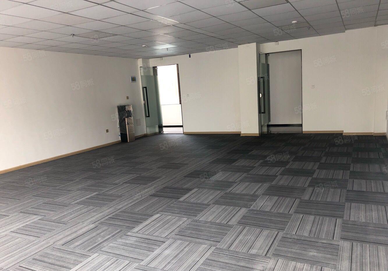 龙华油松300平米厂房出租，精装修适合电商办公仓库出租带货梯