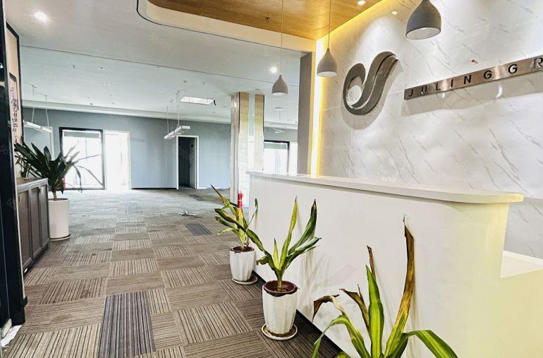 龙华民治地铁口附近500平起现成装修厂房办公仓库产业园出租