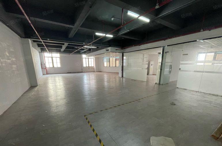 龙华民治工业园400平2个精装办公室招租