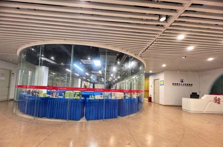 500平分起龙华大浪商业中心工业园带精装修办公室仓库厂房出租