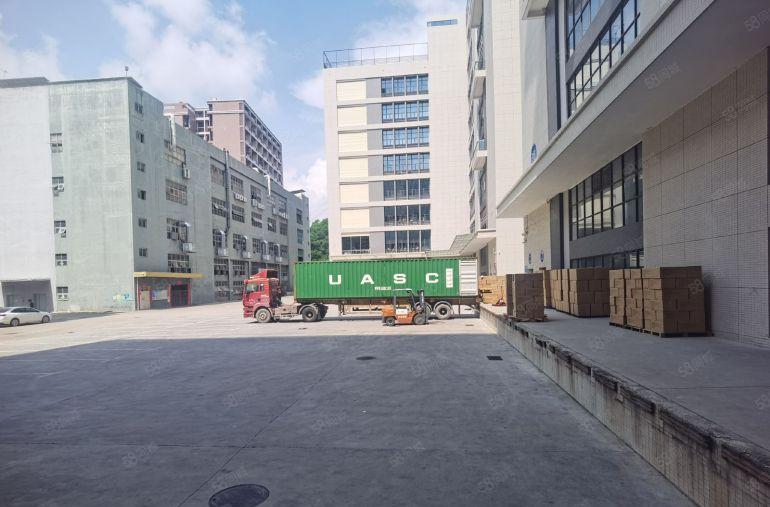 龙华观澜章阁工业区2000平方全新标准厂房出租大小可分租
