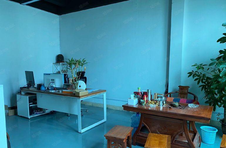 观澜章阁400平方原房东精装修红本厂房出租适合电商仓库加工