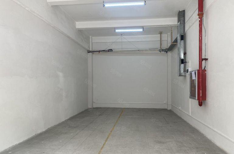 龙华布龙路原房东一楼钢构厂房，仓库300平招租，租金29元平