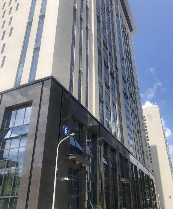 龙华厂房出租免租3个月24元一平方，300平起租精装出租