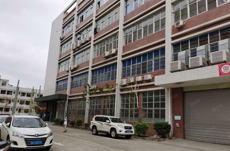 200平起租龙华观澜大富工业园厂房仓库出租转租带宿舍空地大