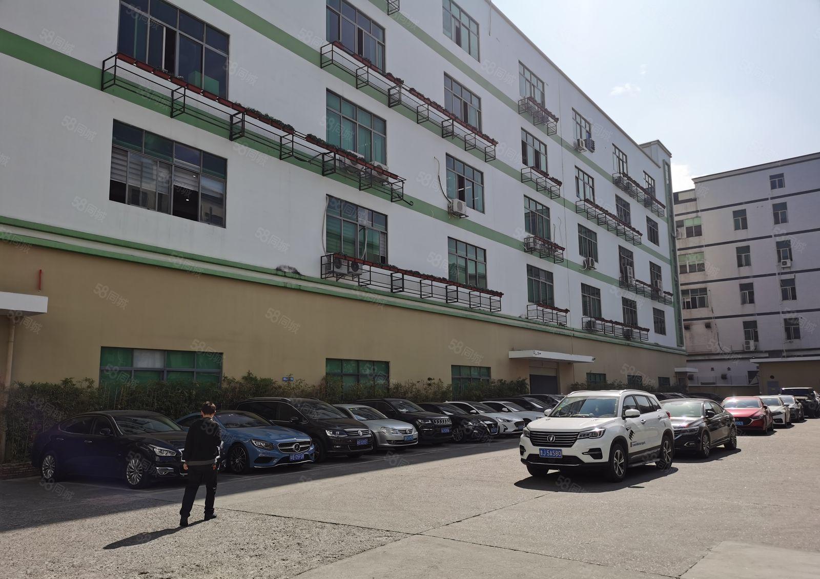 龙华区观湖街道，新出二楼3150平方，带无尘车间，厂房出租