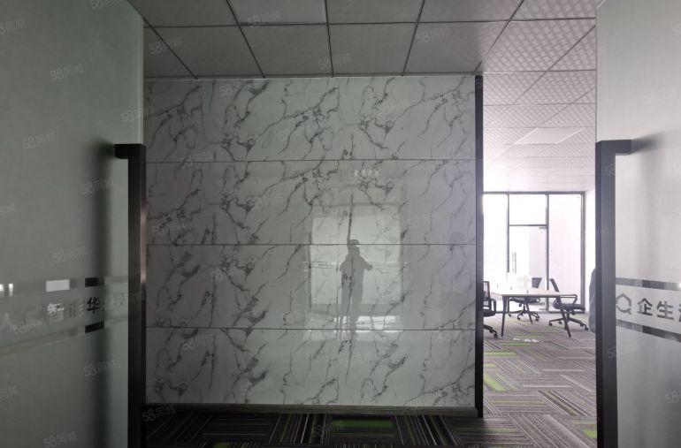 清湖地铁口精装红本办公室500平出租，适合电商丶研发丶办公