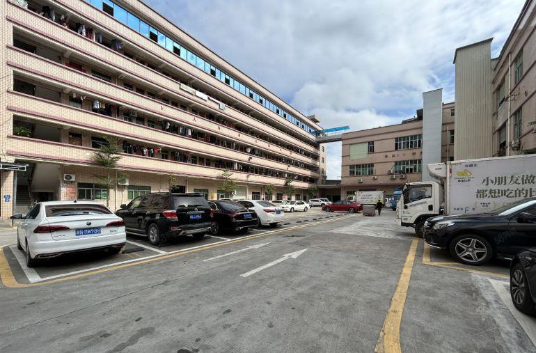 15元租观澜大富工业区原房东一二楼2000平方厂房仓库可分租