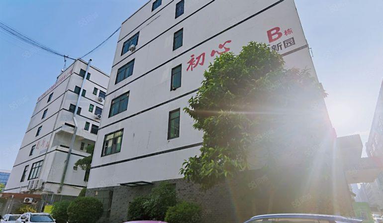 龙华大浪小面积办公室出租，120平精装修，高楼层朝南