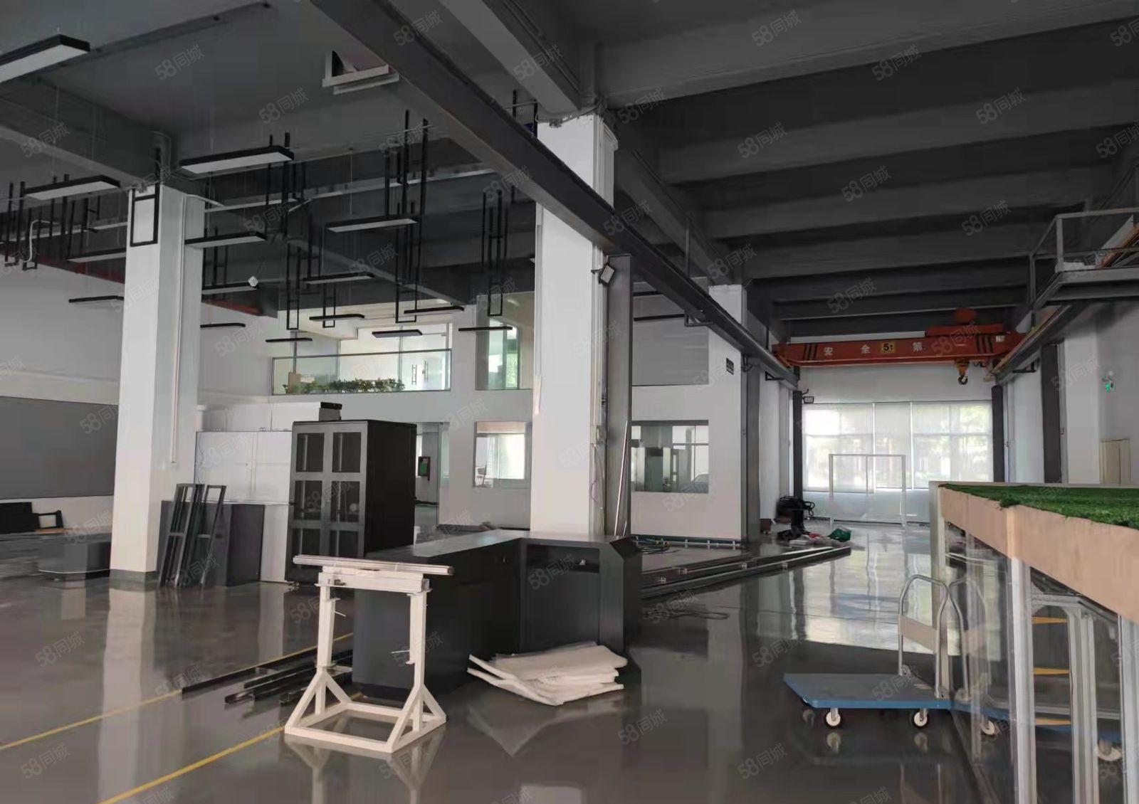 深圳龙华大浪服装基地原房东一楼800平精装厂房出租。