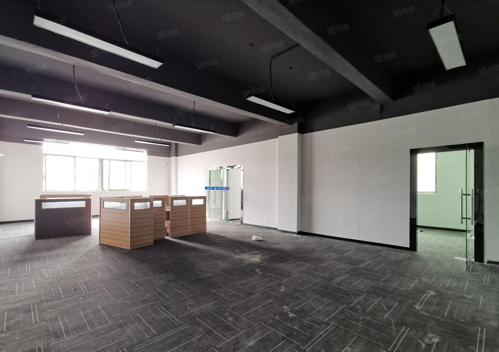 观澜电商园500平起分20元低价出租带装修，大小分租