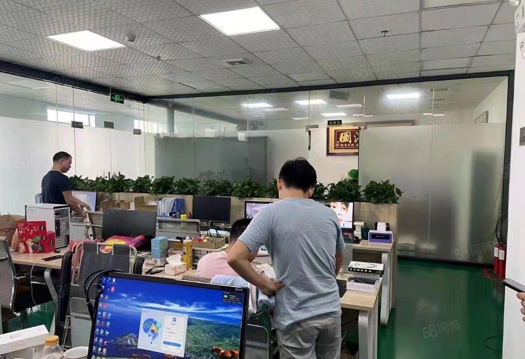 龙华大浪商业中心附近1050平精装写字楼厂房出租