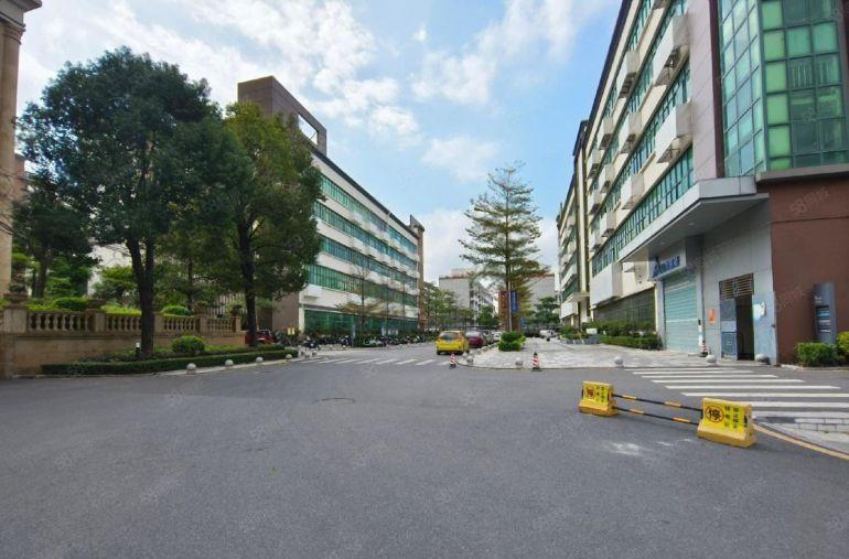 地铁口旁楼上红本厂房仓库出租精装修大小面积可分租交通便利