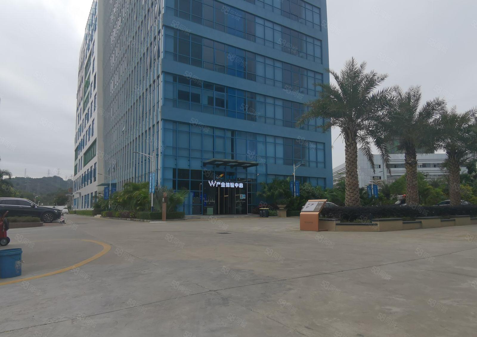 龙华民治有红本楼上全新厂房出租，报价24元200平起分租