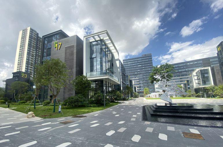 龙华清湖地铁站1000平电商仓库厂房出租，分租200起