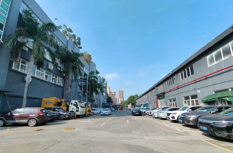 观澜高速路口钢结构厂房4000平方出租有红本大小可分可办环评