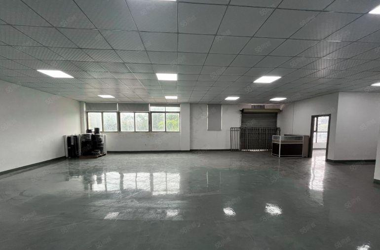 观澜库坑主干道边楼上300平精装修办公室厂房仓库出租水电齐全