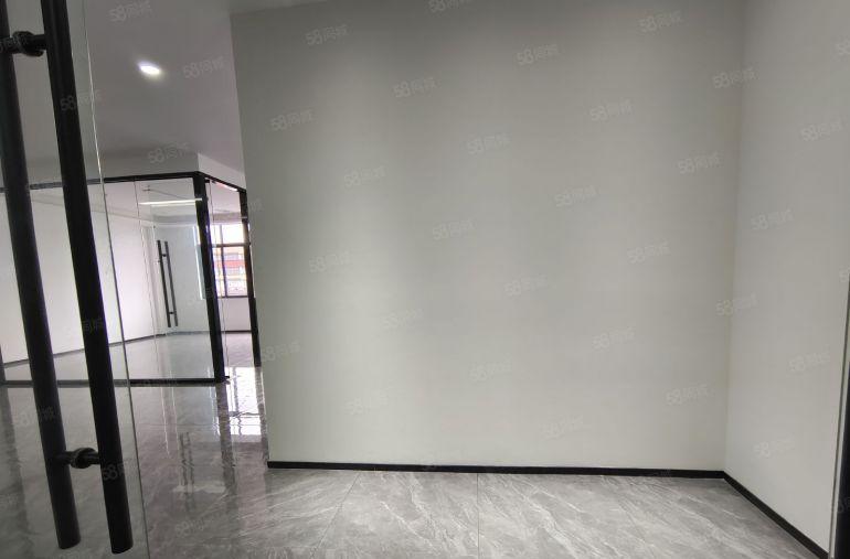 深圳龙华商业中心旁边新出350精装修厂房出租